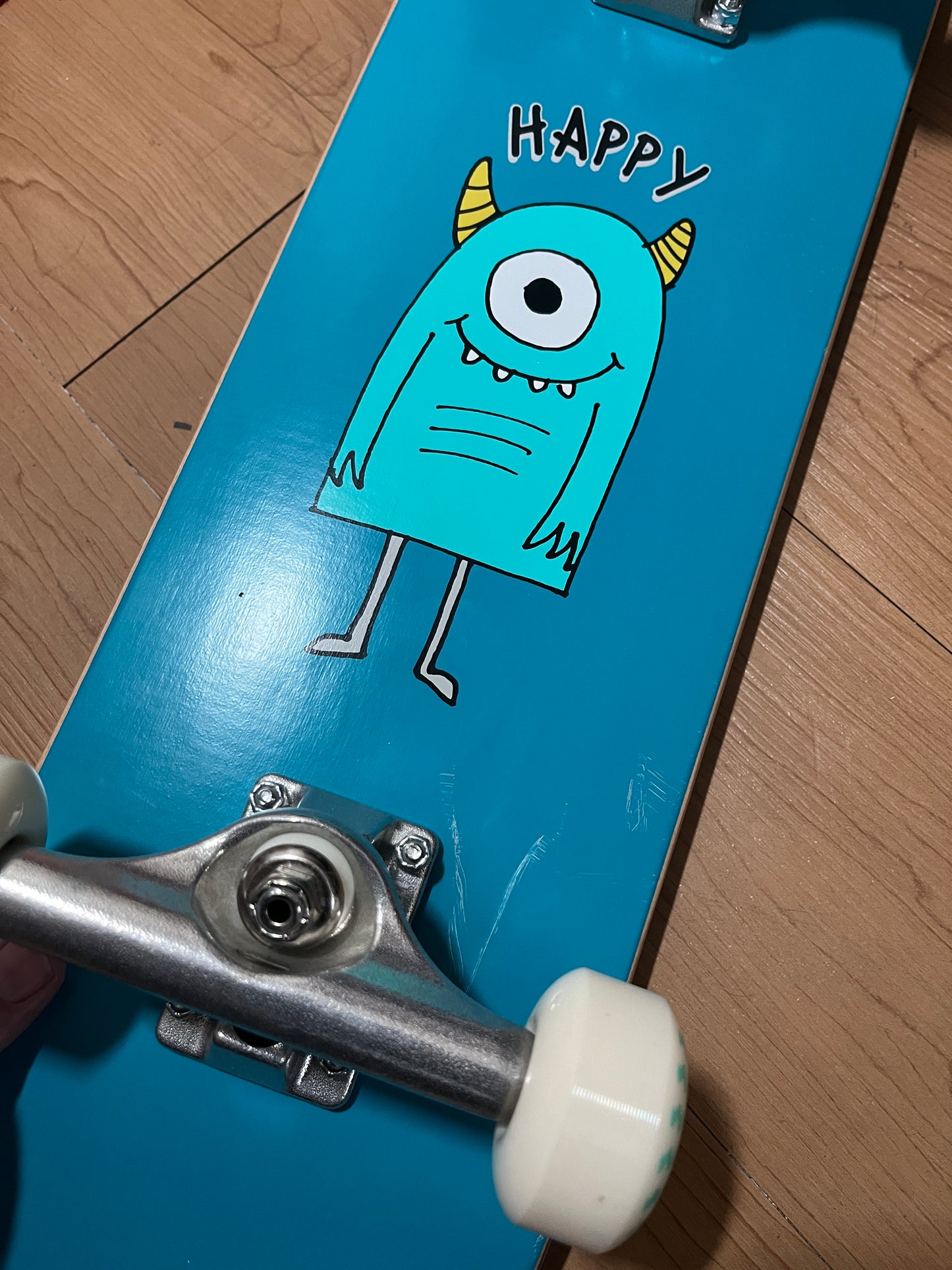 Happy Kookie Complete 7.25" (Minor Blemish)