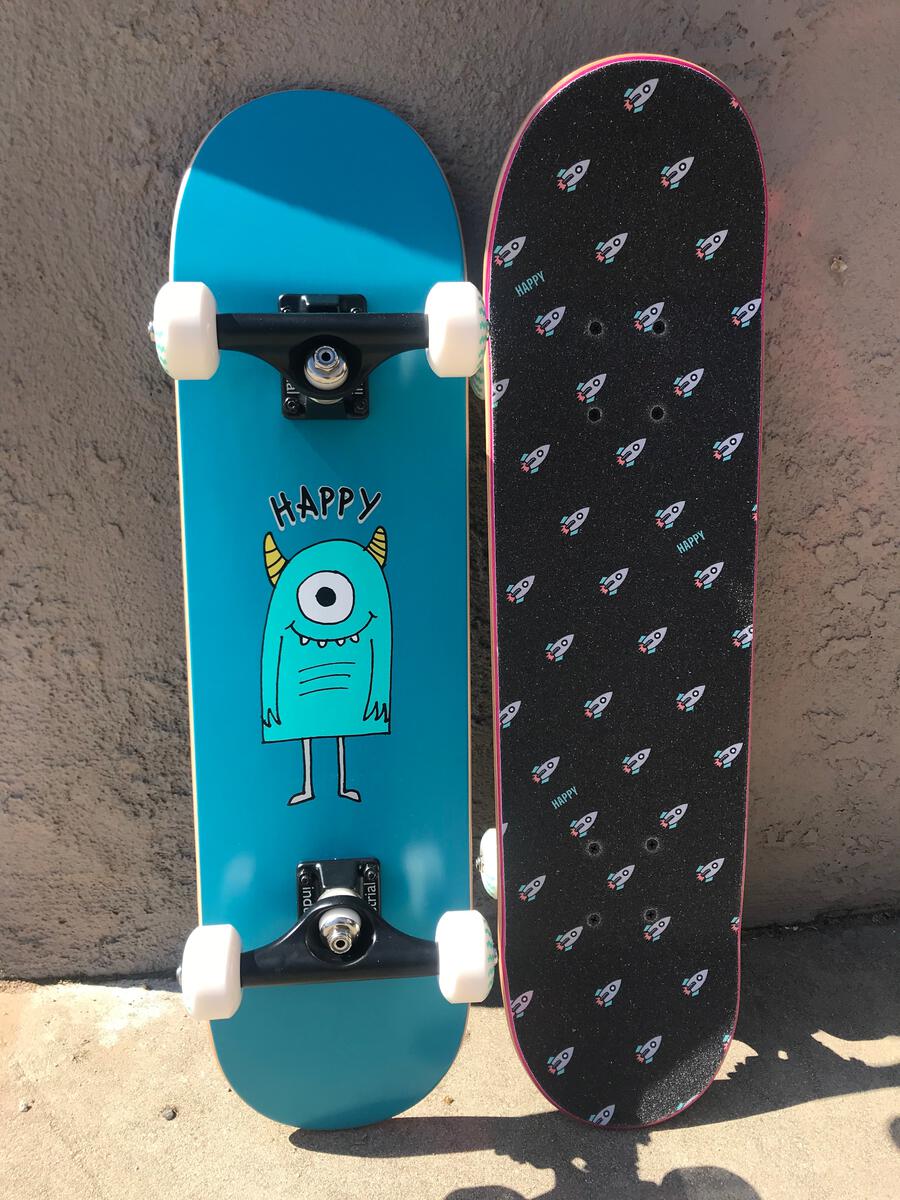 Happy Kookie Complete 7.25" (Minor Blemish)