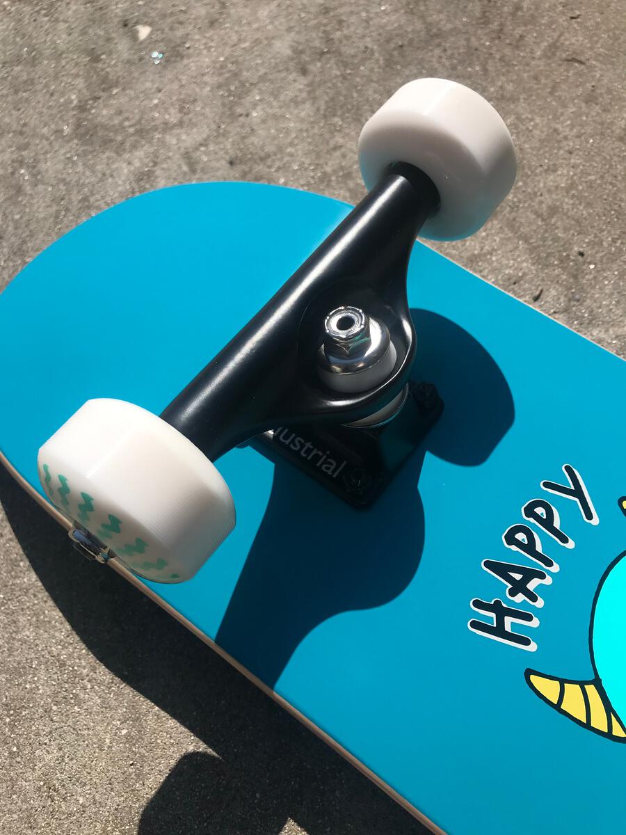 Happy Kookie Complete 7.25" (Minor Blemish)