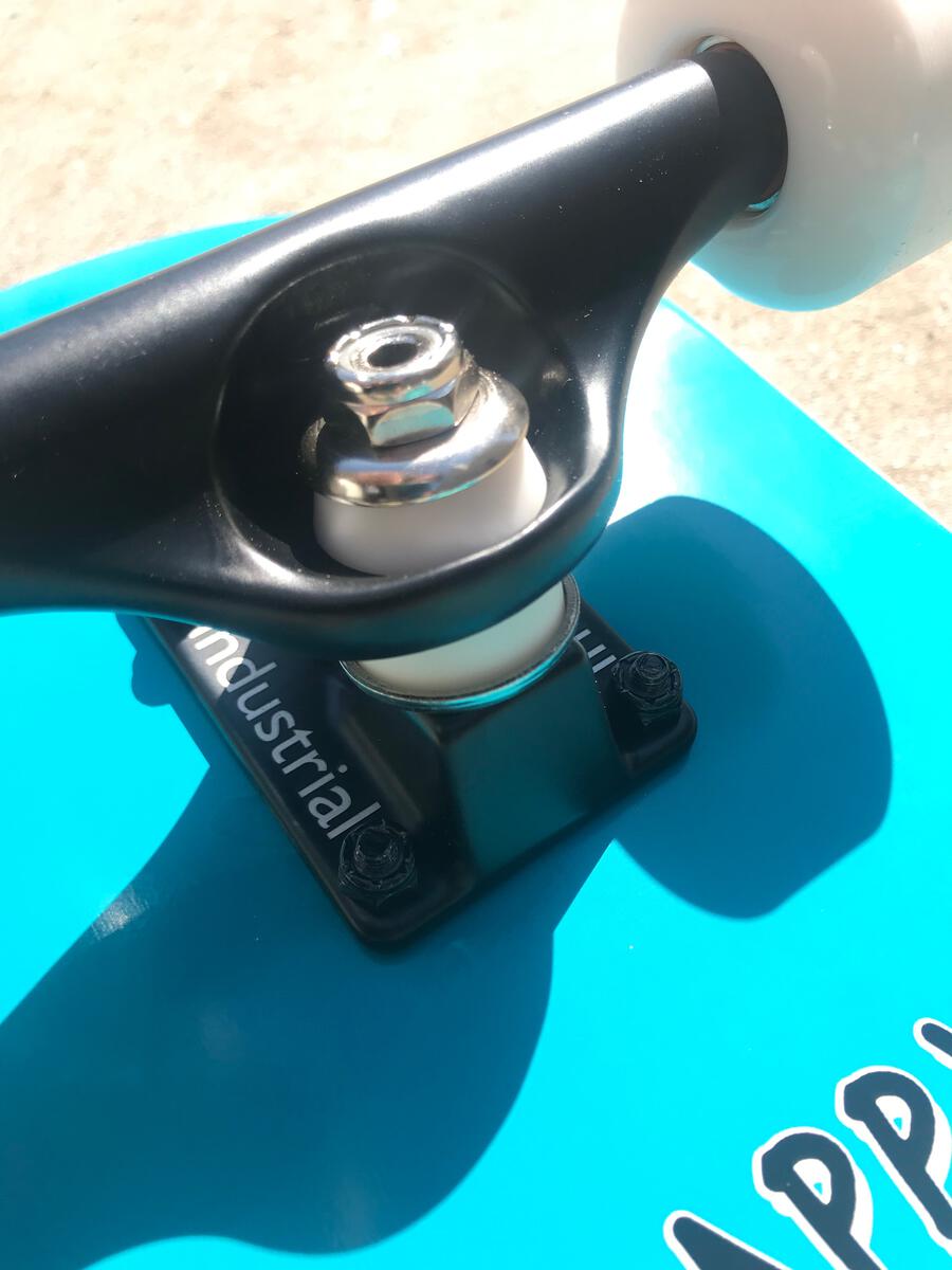Happy Kookie Complete 7.25" (Minor Blemish)