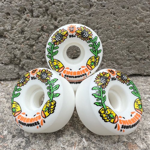 Cherries "Sunflowers" 56mm/95a